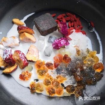 这东西每天吃一碗，比敷十贴面膜有效，补气血养肤甜品！