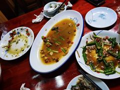 -芦茨金富饭庄·25年老字号·专做稻草鸡