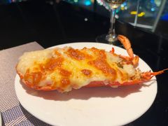 龙虾-宝利来国际大酒店-凤凰阁旋转餐厅
