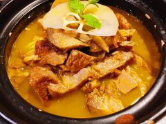 酸木瓜炖牛腩-半山腰·云南菜(侨福芳草地店)