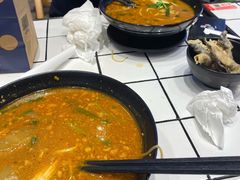 -肥汁米蘭香港米线(长宁来福士店)