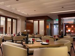 -怡咖啡海鲜自助餐厅(浦东香格里拉店)