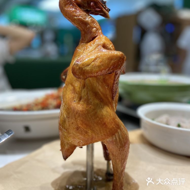 费大厨王炸组合「辣椒炒肉＋大王柠檬茶」每桌必点[坏笑]