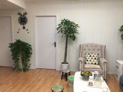 -萱草产后康复催乳中心(江宁万达店)