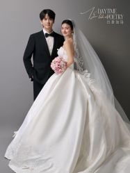 -雅云婚纱摄影工作室旗舰店