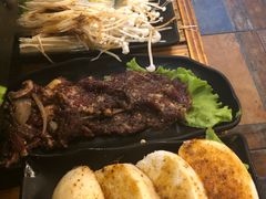-胡悦里韩式烤肉(芝罘万达广场店)