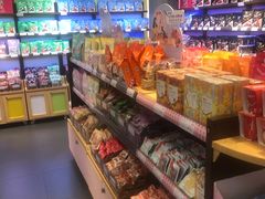 零售区-良品铺子(宝安天虹购物中心店)