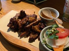 -大头虾越式风味餐厅(光明广场店)