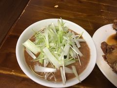 -王记酱骨头馆(新华路一店)