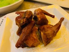 秘制红烧乳鸽-香云轩·顺德菜(香云纱园林酒店店)