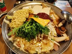 部队火锅-富乐满韩国正宗炸鸡韩国料理(虹泉路店)