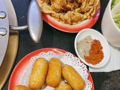 -沸炉重庆老火锅(军事博物馆店)
