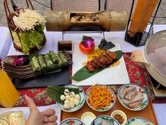-刘姐啤酒鱼民族演艺餐厅(西街总店)