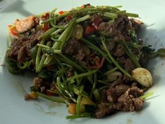 小炒黄牛肉-野蔓果·山野菜(西湖景区·龙井茶田店)