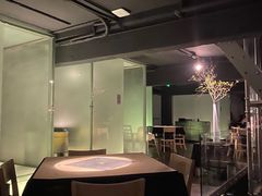 -穹六人间 people 6(岳阳路店)