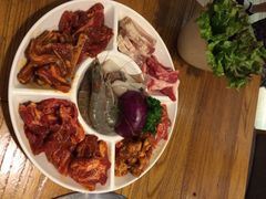 一心烤肉(解放广场店)-小城粥道·海胆鲜虾粥(解放广场店)