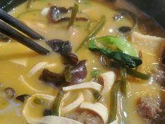 -阿明煲仔饭(橄榄城店)