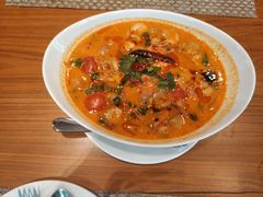 -Chom Cafe and Restaurant