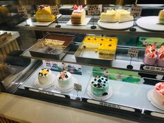 -焙丽拾光(麦凯乐直营店)