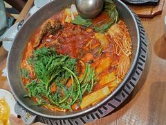 -喇喇排骨火锅·传统韩式脊骨汤(望京西园总店)