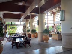 -亚龙湾喜来登·美景台大堂吧