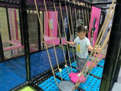 -动力星球家庭亲子游乐中心