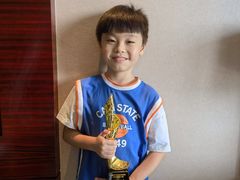 -翎秀服装模特