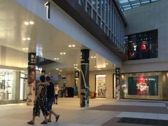 -宁波杉井奥特莱斯广场