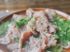 -乐山食古香跷脚牛肉