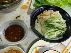 -羊家胡同·龙虾烧烤火锅(龙汇路店)