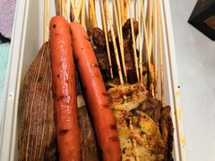 -何师烧烤Pro ·江湖川菜·小龙虾·精酿(太古里旗舰店)