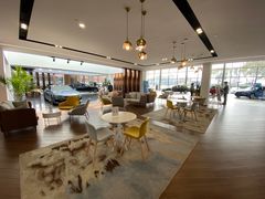 -宁波宝信宝马4S店(江北日湖店)