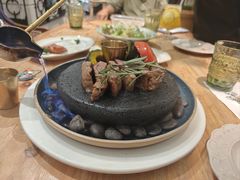 -秘密旅行Bonjour(黑金冠 江南西店)