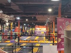 -Tenker Club弹刻极限主题公园 · 蹦床 · 团建 · 生日派对(大关店)