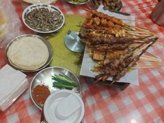 -東豫狼鲜货烧烤. 碳火烤鱼. 小龙虾(上海首店)