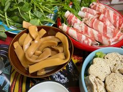 -弘烨 贵州酸汤 鱼火锅(东财店)