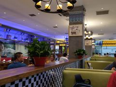 大堂-小牛海记潮汕牛肉店(永定路店)
