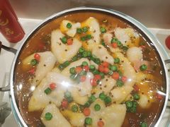 -有红鸡毛店·川菜(建设路店)