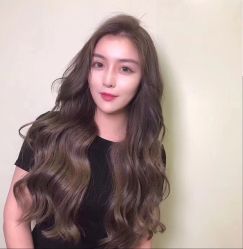 -Miracle集简美发沙龙