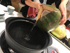 -东椰·海南椰子鸡火锅(朝阳门店)