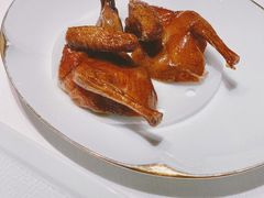 脆皮妙龄鸽-新荣记(建国门外大街店)