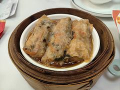 鲍汁腐皮卷-喜势点·糖沙翁手工茶点·本地人茶居(永庆坊店)