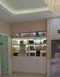 -Bollins波林丝•专研护发中心