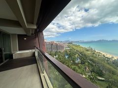 -三亚湾海居铂尔曼度假酒店