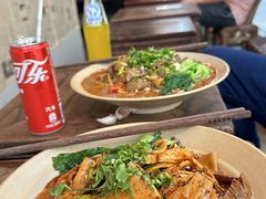 -方铲铲·成都板凳面(滨江银泰店)