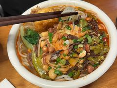 -水平有限螺蛳粉(宏达大厦店)