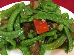 -何乡别院·中式农庄(姑婆山大道店)