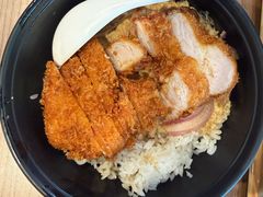 咖喱猪排盖浇饭-味千拉面(东方明珠店)