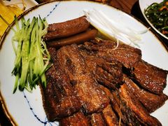 娄府酥骨带鱼-娄三少春饼·烤鸭(合生汇购物中心店)