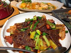 蕨粑炒腊肉-山石榴·贵州菜(丰盛里店)